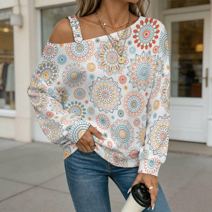 Repetitive Pattern Fall Casual Asymmetric Shoulder Knit Top with Buckle Detail