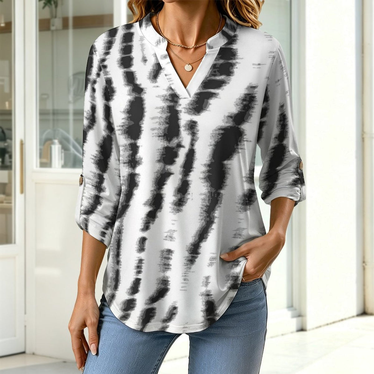 Versatile Notched V-Neck Tunic  Roll Tab 3/4 Sleeve Office Casual Top  Tie-dyed Fabric3
